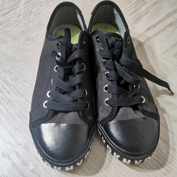 DKNY Deck Sneakers - Picture 3 of 16